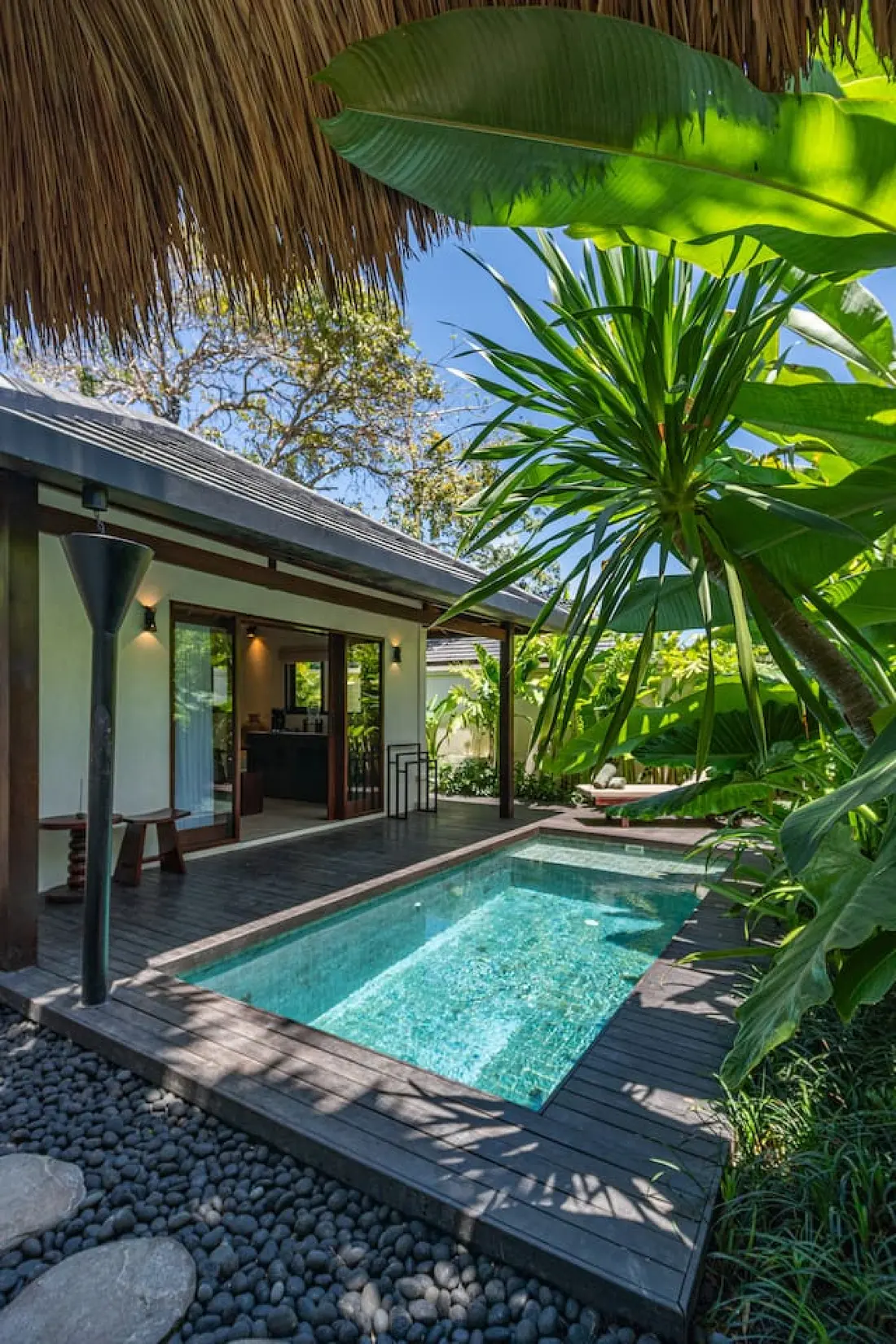 Villa Clara exterior and pool